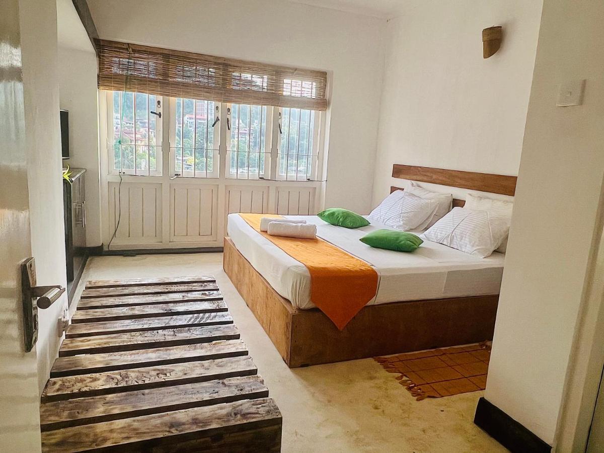 Louis Lake Villa Kandy Buitenkant foto