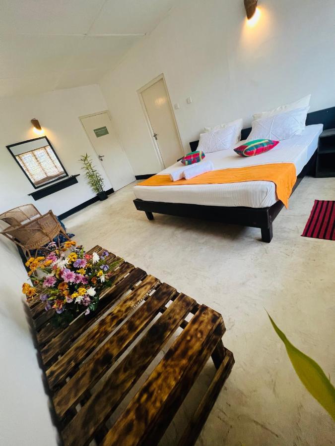 Louis Lake Villa Kandy Buitenkant foto